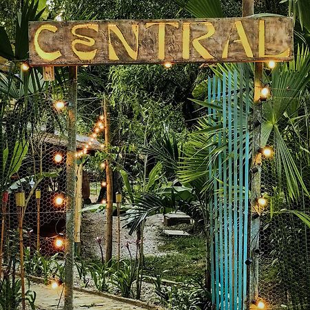 ホテル Central ミンカ エクステリア 写真